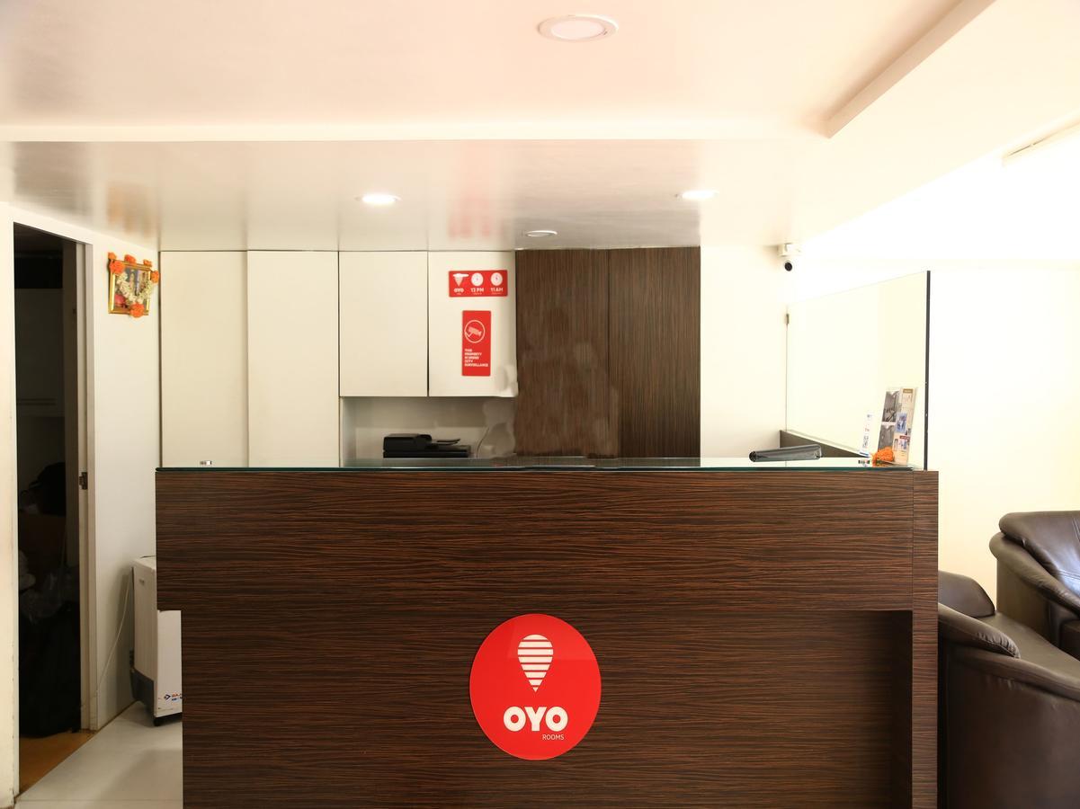 Oyo 13771 Executive Residency Hotel ปูเน่ ภายนอก รูปภาพ