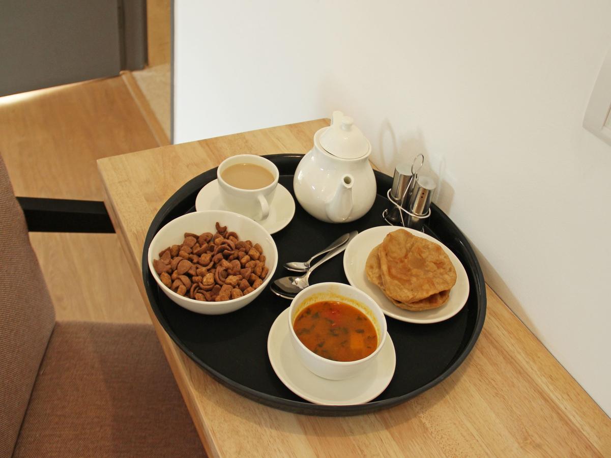 Oyo 13771 Executive Residency Hotel ปูเน่ ภายนอก รูปภาพ